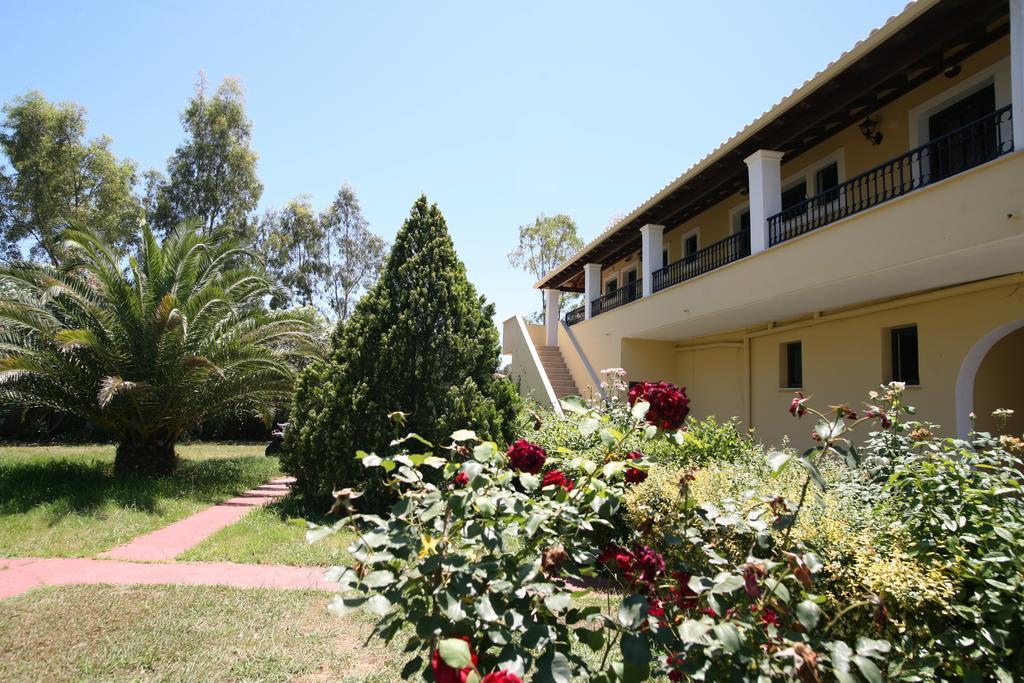 Marini Apartments Moraitika Exterior photo