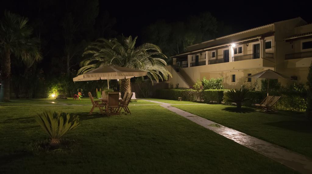 Marini Apartments Moraitika Exterior photo